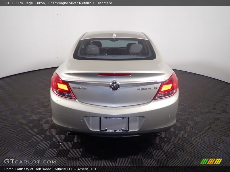 Champagne Silver Metallic / Cashmere 2013 Buick Regal Turbo