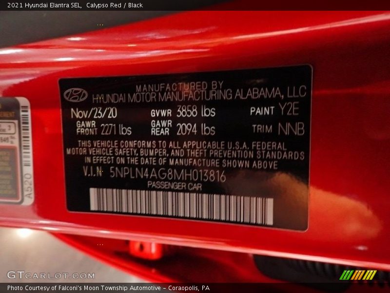 Calypso Red / Black 2021 Hyundai Elantra SEL