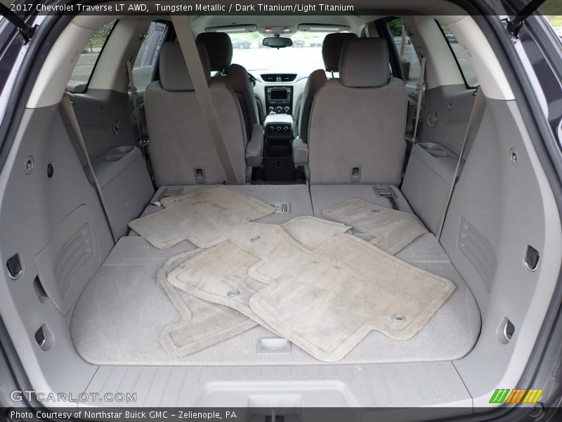 Tungsten Metallic / Dark Titanium/Light Titanium 2017 Chevrolet Traverse LT AWD