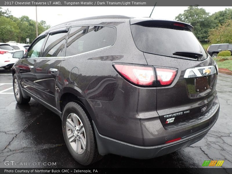 Tungsten Metallic / Dark Titanium/Light Titanium 2017 Chevrolet Traverse LT AWD
