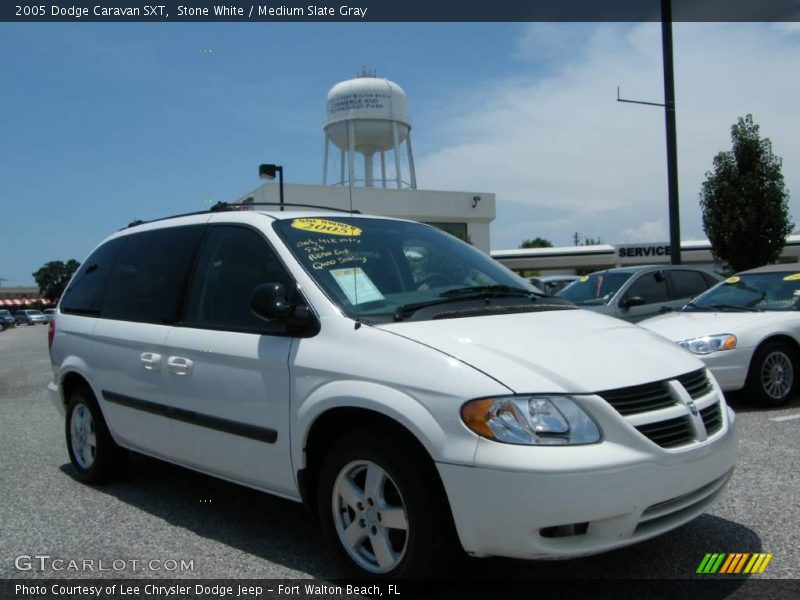 Stone White / Medium Slate Gray 2005 Dodge Caravan SXT