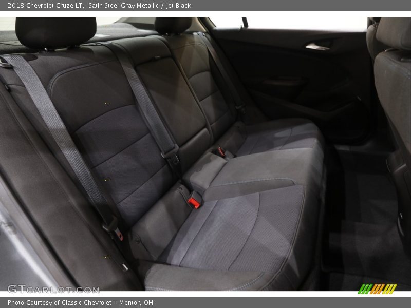 Satin Steel Gray Metallic / Jet Black 2018 Chevrolet Cruze LT