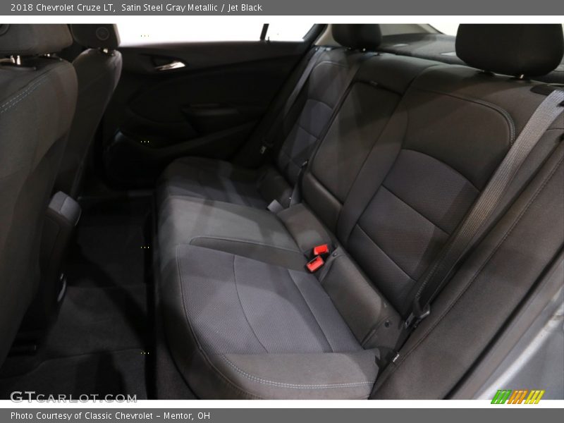Satin Steel Gray Metallic / Jet Black 2018 Chevrolet Cruze LT
