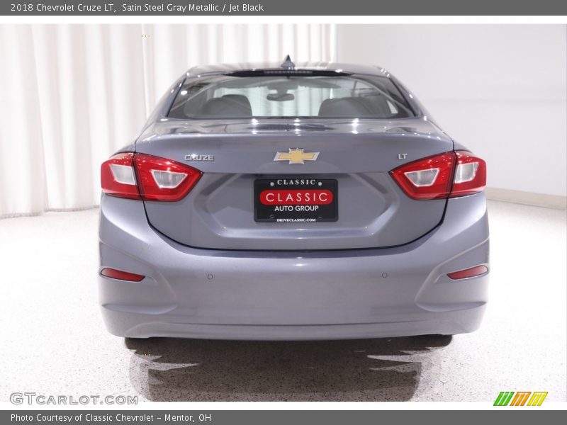 Satin Steel Gray Metallic / Jet Black 2018 Chevrolet Cruze LT
