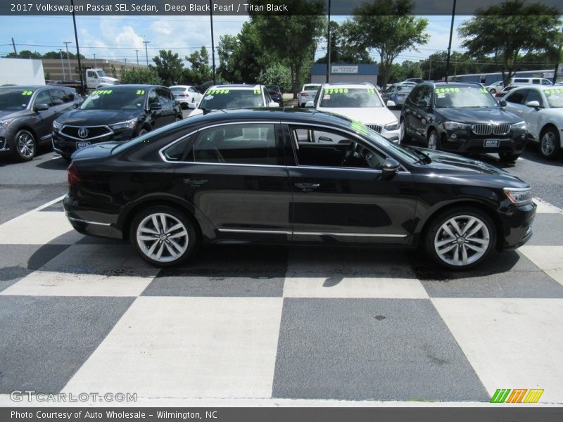 Deep Black Pearl / Titan Black 2017 Volkswagen Passat SEL Sedan