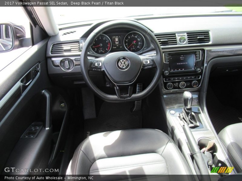 Deep Black Pearl / Titan Black 2017 Volkswagen Passat SEL Sedan