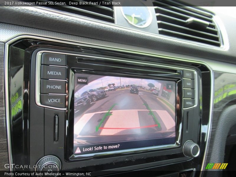 Deep Black Pearl / Titan Black 2017 Volkswagen Passat SEL Sedan