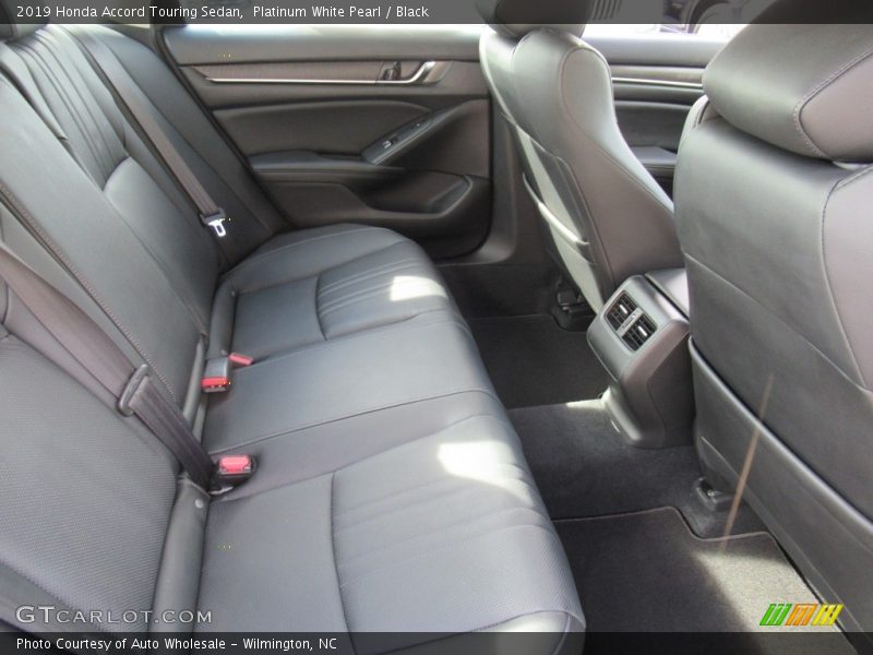 Platinum White Pearl / Black 2019 Honda Accord Touring Sedan