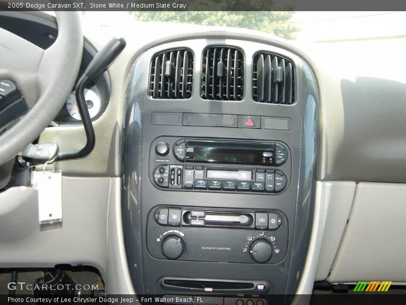Stone White / Medium Slate Gray 2005 Dodge Caravan SXT