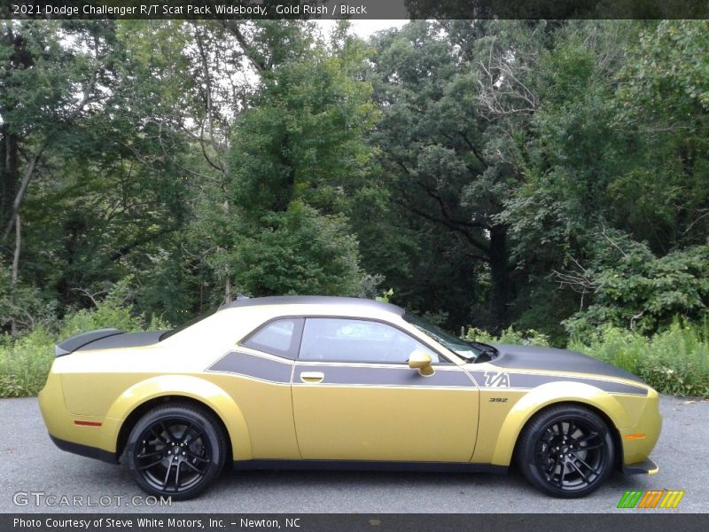  2021 Challenger R/T Scat Pack Widebody Gold Rush