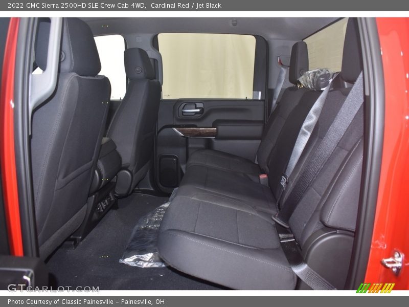 Cardinal Red / Jet Black 2022 GMC Sierra 2500HD SLE Crew Cab 4WD