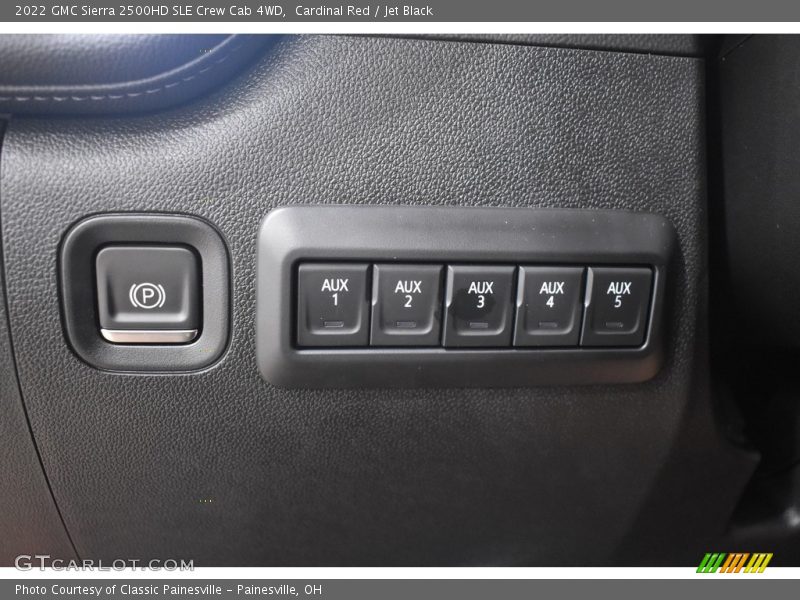 Cardinal Red / Jet Black 2022 GMC Sierra 2500HD SLE Crew Cab 4WD