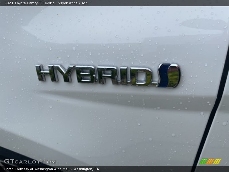 2021 Camry SE Hybrid Logo