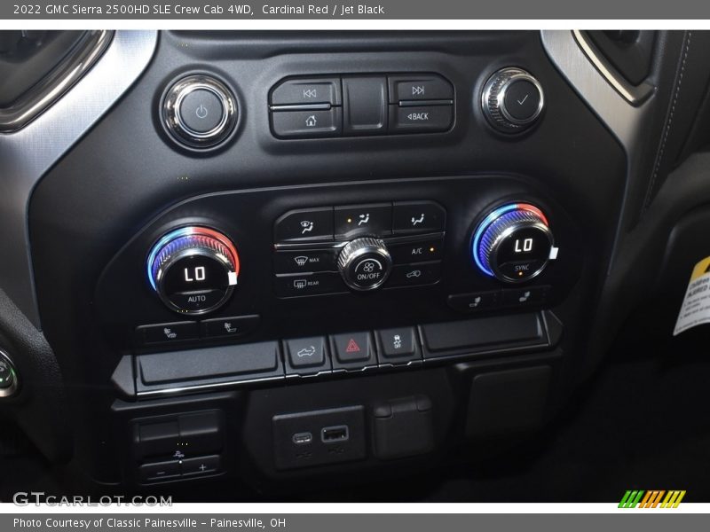 Cardinal Red / Jet Black 2022 GMC Sierra 2500HD SLE Crew Cab 4WD