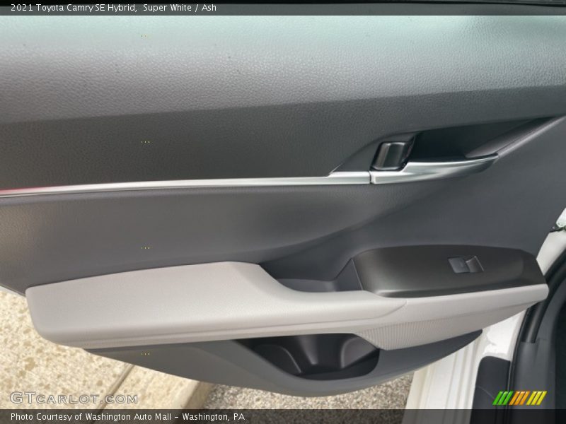 Super White / Ash 2021 Toyota Camry SE Hybrid