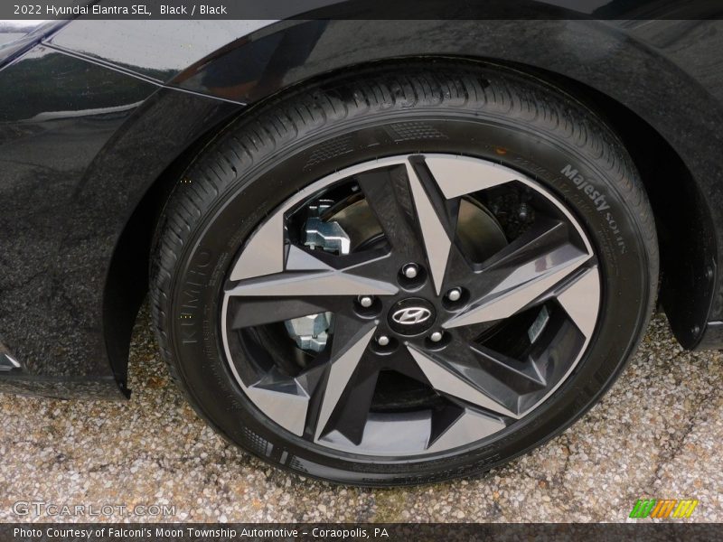 Black / Black 2022 Hyundai Elantra SEL