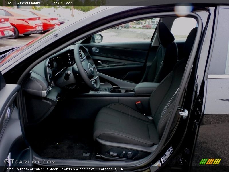 Black / Black 2022 Hyundai Elantra SEL