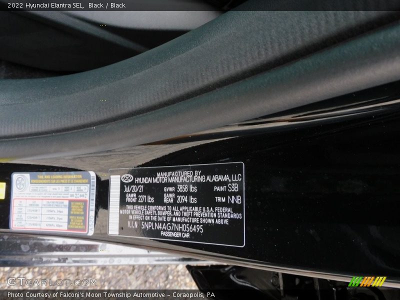 Black / Black 2022 Hyundai Elantra SEL