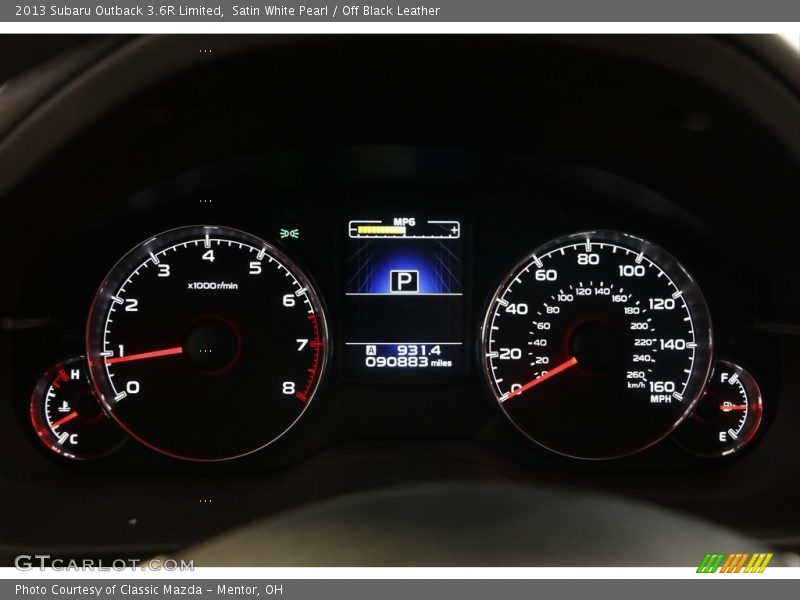 Satin White Pearl / Off Black Leather 2013 Subaru Outback 3.6R Limited