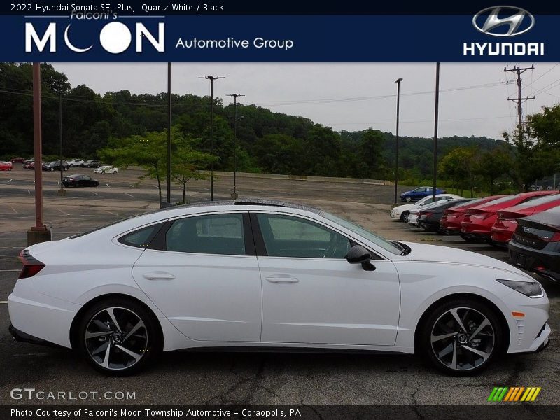 Quartz White / Black 2022 Hyundai Sonata SEL Plus