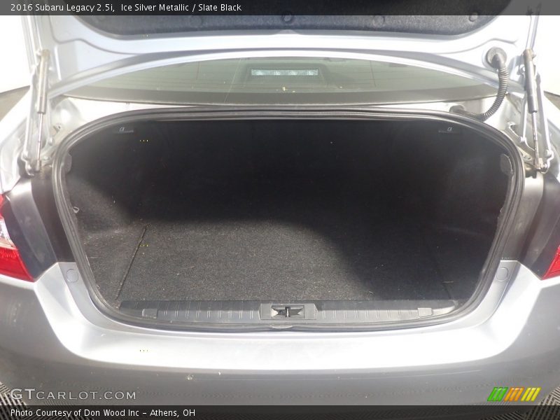Ice Silver Metallic / Slate Black 2016 Subaru Legacy 2.5i