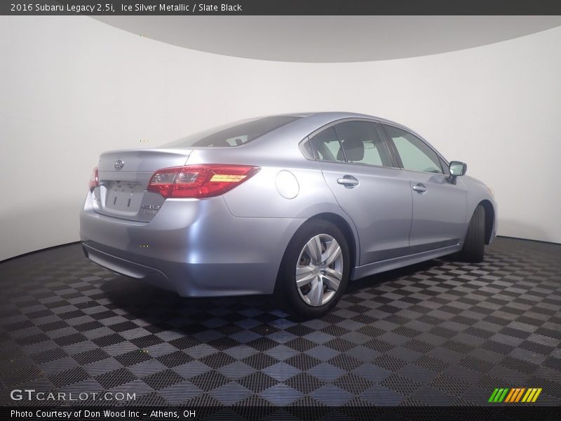 Ice Silver Metallic / Slate Black 2016 Subaru Legacy 2.5i
