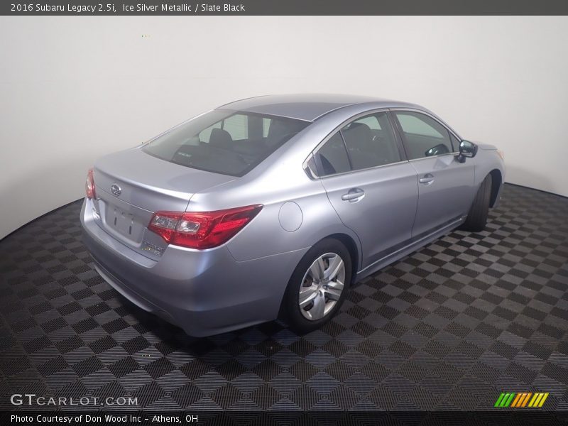 Ice Silver Metallic / Slate Black 2016 Subaru Legacy 2.5i