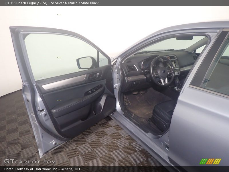 Ice Silver Metallic / Slate Black 2016 Subaru Legacy 2.5i