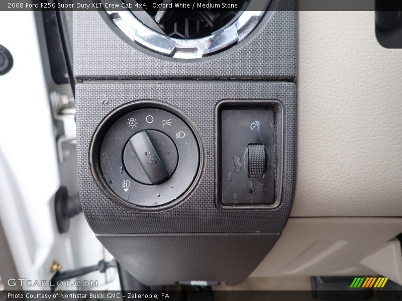 Oxford White / Medium Stone 2008 Ford F250 Super Duty XLT Crew Cab 4x4