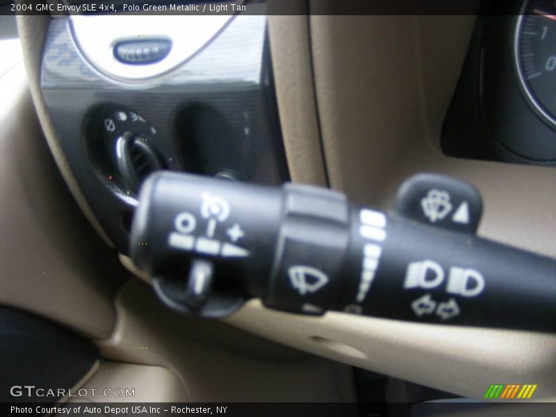 Polo Green Metallic / Light Tan 2004 GMC Envoy SLE 4x4