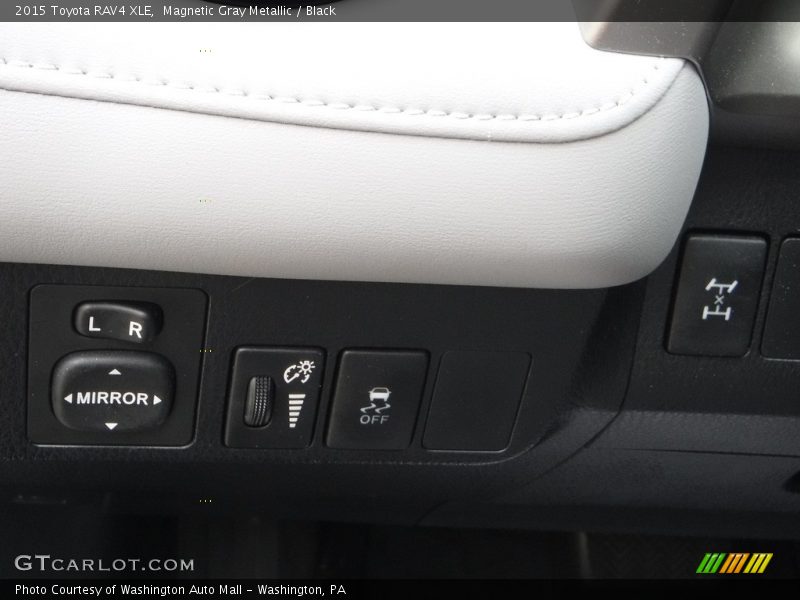Magnetic Gray Metallic / Black 2015 Toyota RAV4 XLE