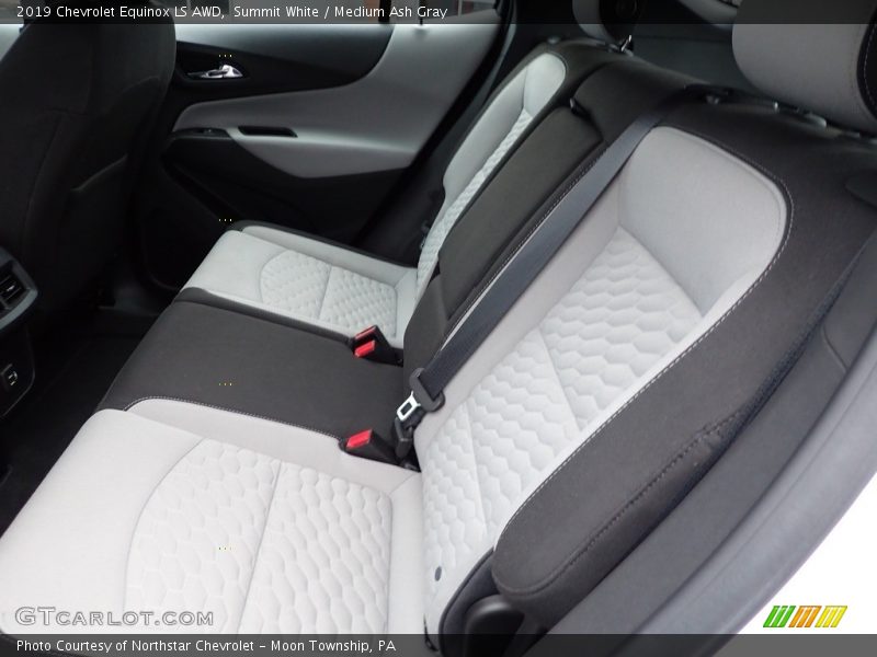 Summit White / Medium Ash Gray 2019 Chevrolet Equinox LS AWD