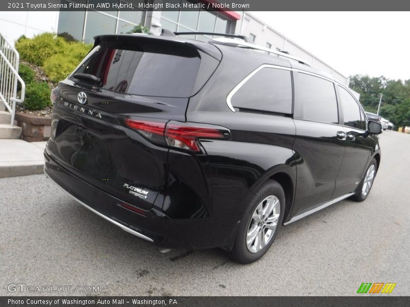 Midnight Black Metallic / Noble Brown 2021 Toyota Sienna Platinum AWD Hybrid