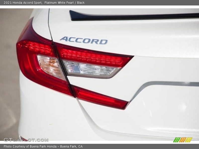 Platinum White Pearl / Black 2021 Honda Accord Sport
