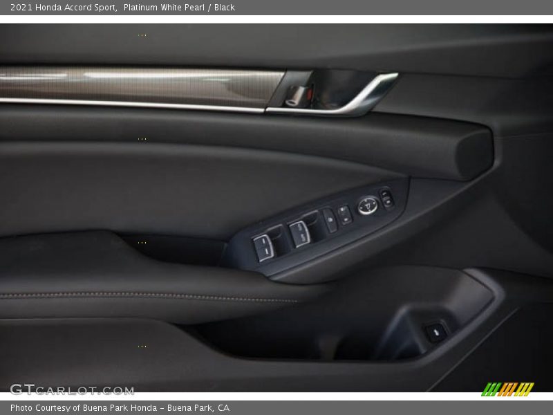 Platinum White Pearl / Black 2021 Honda Accord Sport