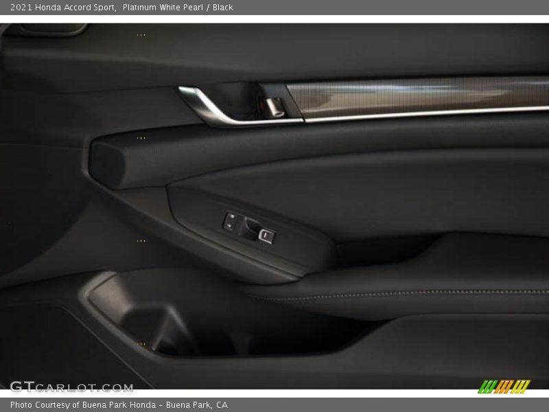 Platinum White Pearl / Black 2021 Honda Accord Sport