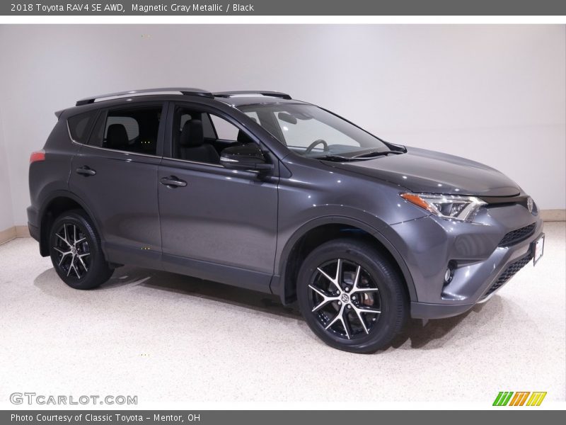 Magnetic Gray Metallic / Black 2018 Toyota RAV4 SE AWD