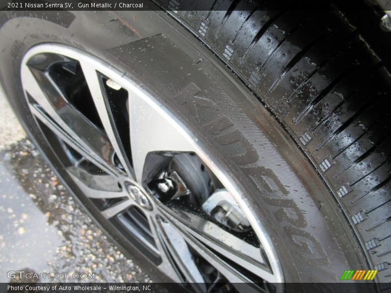 Gun Metallic / Charcoal 2021 Nissan Sentra SV