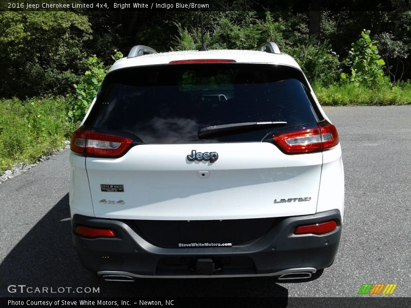 Bright White / Indigo Blue/Brown 2016 Jeep Cherokee Limited 4x4