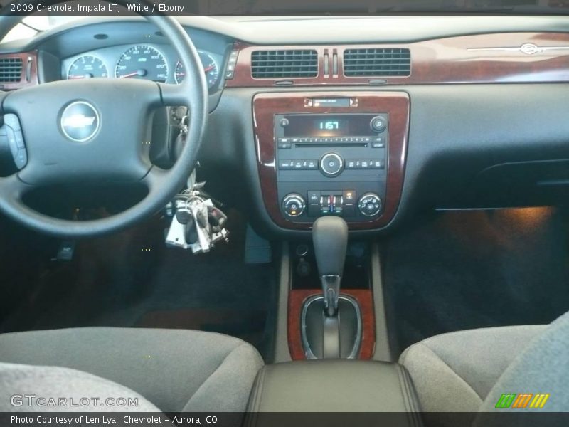 White / Ebony 2009 Chevrolet Impala LT