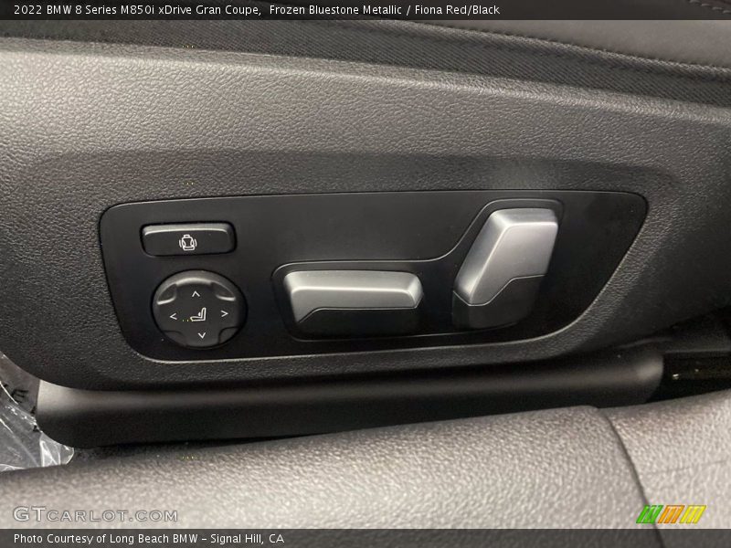 Controls of 2022 8 Series M850i xDrive Gran Coupe