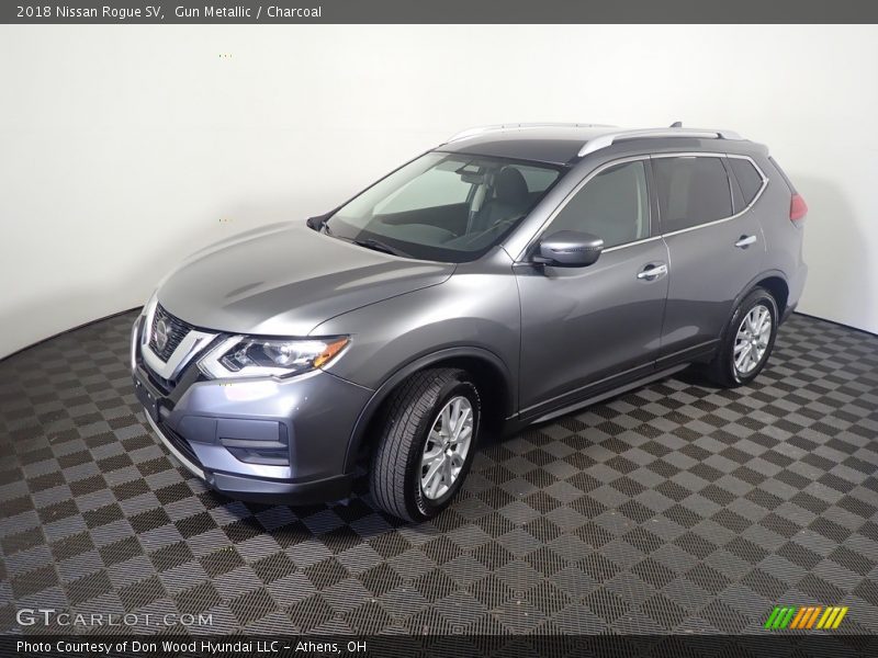 Gun Metallic / Charcoal 2018 Nissan Rogue SV