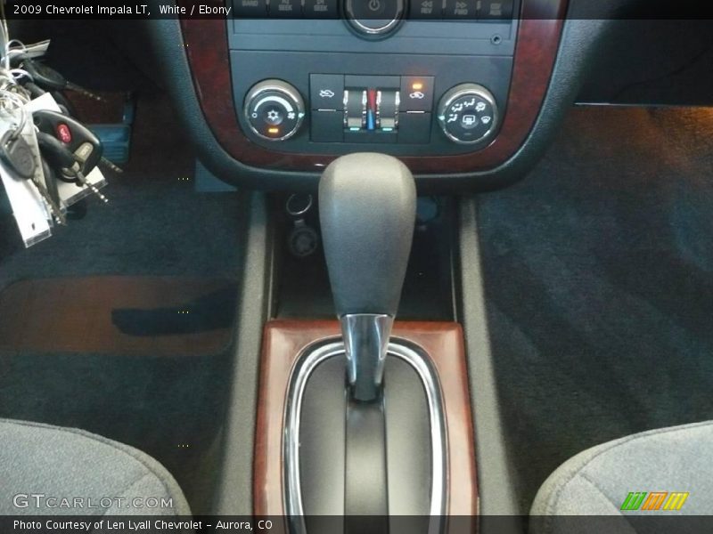 White / Ebony 2009 Chevrolet Impala LT
