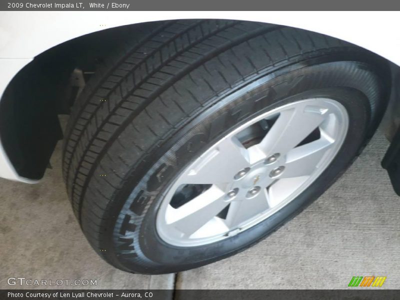 White / Ebony 2009 Chevrolet Impala LT