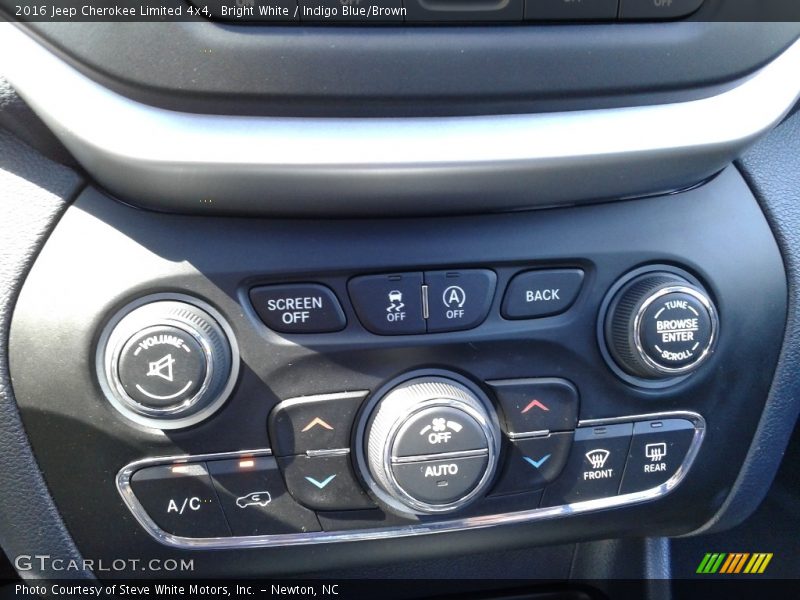 Bright White / Indigo Blue/Brown 2016 Jeep Cherokee Limited 4x4