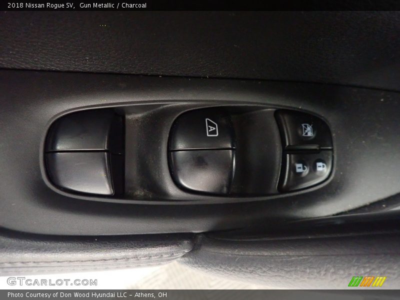 Gun Metallic / Charcoal 2018 Nissan Rogue SV