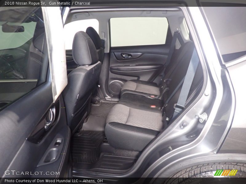 Gun Metallic / Charcoal 2018 Nissan Rogue SV