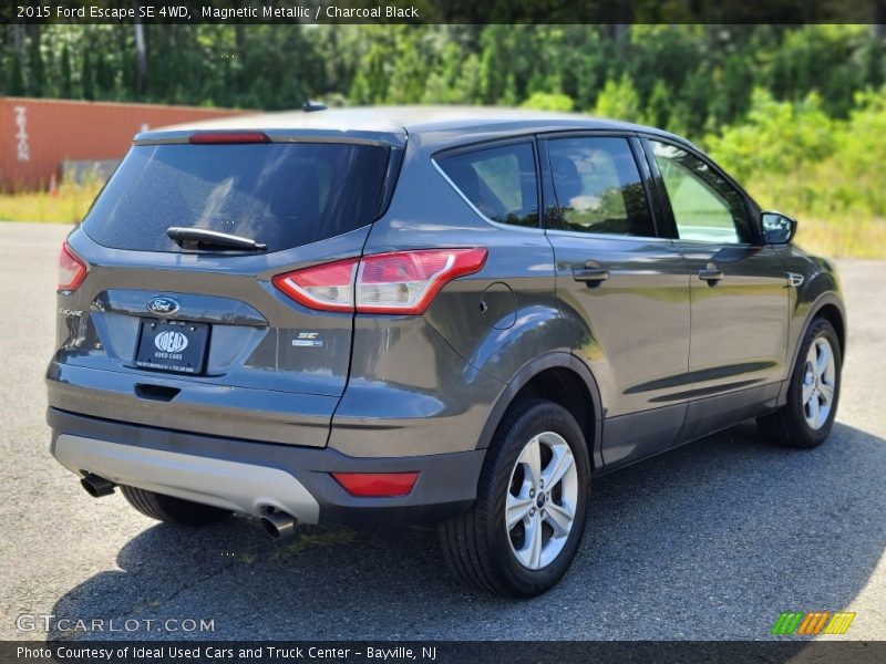 Magnetic Metallic / Charcoal Black 2015 Ford Escape SE 4WD