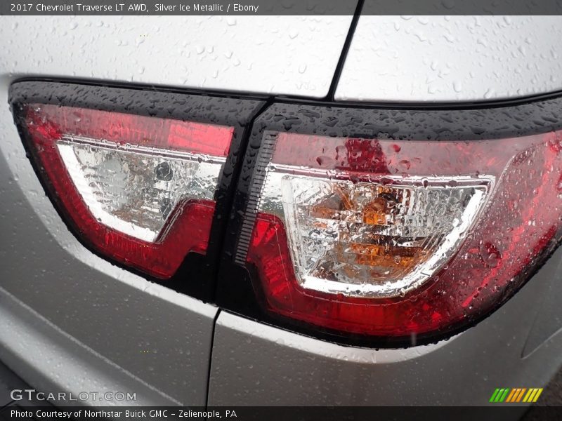 Silver Ice Metallic / Ebony 2017 Chevrolet Traverse LT AWD