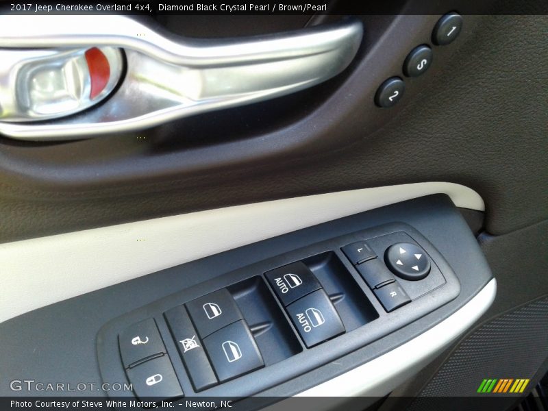 Controls of 2017 Cherokee Overland 4x4